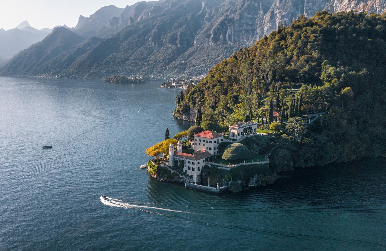 Lacul Como în itinerariile celor care caută locuri liniștite